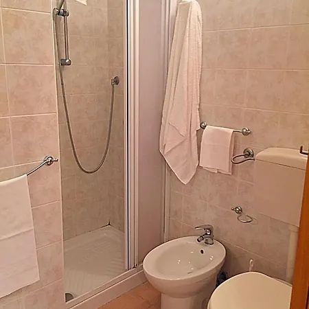 Gelone Bed & Breakfast 3*