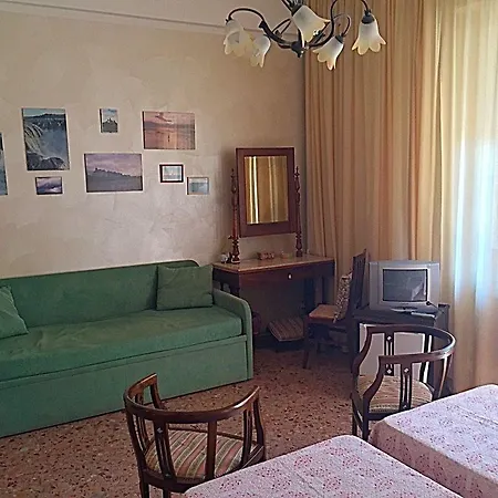 Gelone 3*